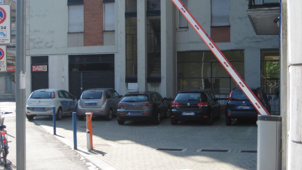 Albergo Anelli Lodi Bagian luar foto