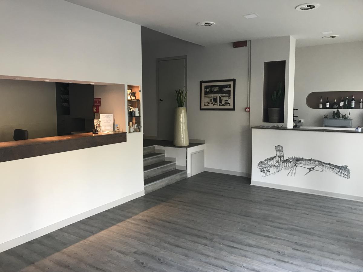 Albergo Anelli Lodi Bagian luar foto